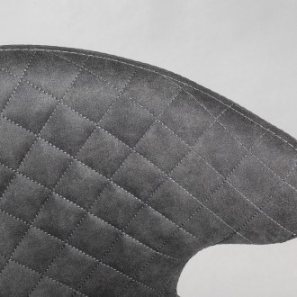 Обзор полубарного стула Keen нефтяной серый
Необычная форма спинки с "ушками", ф. . фото 4