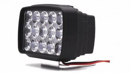 Светодиодная LED фара дальнего света на 15 диодов. Корпус выполнен из пластика. . . фото 2