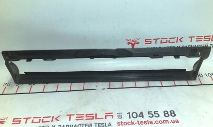 Накладка люверса центрального Tesla model X 1047343-00-D
Доставка по Украине Но. . фото 4