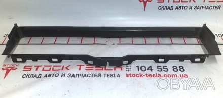 Накладка люверса центрального Tesla model X 1047343-00-D
Доставка по Украине Но. . фото 1