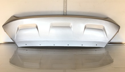 
 Накладка губы переднего бампера на Форд Эскейп 2017, 2018 и 2019 года 
Код зап. . фото 2