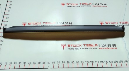 Декоративная накладка инструментальной панели (дерево) Tesla model 3 1091225-00-. . фото 2