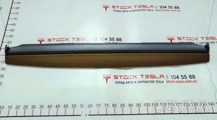 Декоративная накладка инструментальной панели (дерево) Tesla model 3 1091225-00-. . фото 1