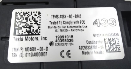 Антена датчиков давления в шинах (TPMS) Tesla model X S REST 1034601-00-D       . . фото 5
