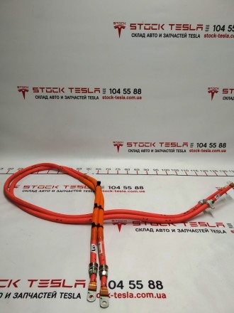 Облицовка стойки B нижняя правая PVC GREY с повреждением Tesla model S 1024686-0. . фото 3
