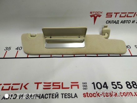 Козырек солнцезащитный правый TEXTILE на электрокар Tesla. Важный элемент внутре. . фото 1