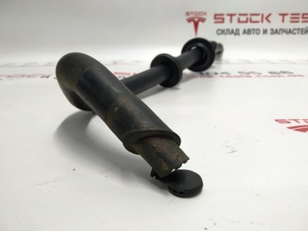 Сливной шланг кондиционера с противоконденсатной заслонкой и уплотнителями Tesla. . фото 4