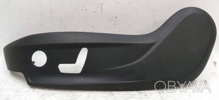 Накладка декоративная сиденья водителя нижняя левая с повреждением Tesla model S. . фото 1