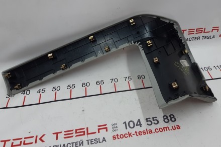 Накладка центральной панели нижняя правая NAPPA GRAIN GRAY PVC Tesla model X S R. . фото 5
