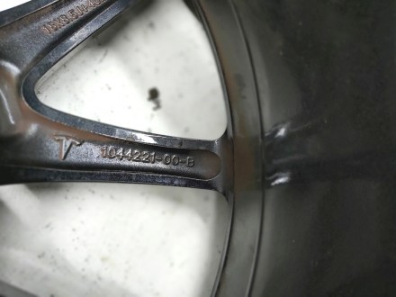 Диск колесный 18X8.5J ET40 AERO с повреждением Tesla model 3 1234221-00-C
Доста. . фото 7