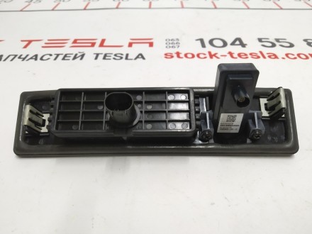 Кнопка открытия крышки багажника с камерой в сборе Tesla model 3 1095949-00-E
Д. . фото 4