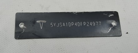 Табличка с VIN кодом под лобовым стеклом Tesla model S P85 1006865-00-C
Доставк. . фото 6