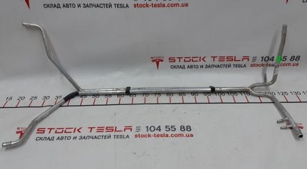 Патрубки охлаждения основной батареи 85 kWh в комплекте Tesla model S 1028616-00. . фото 3