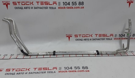 Патрубки охлаждения основной батареи 85 kWh в комплекте Tesla model S 1028616-00. . фото 2