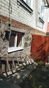 Продам 2 этажный кирпичный дом по ул.Тобилевича (возле церкви) в г. Светловодск . . фото 3