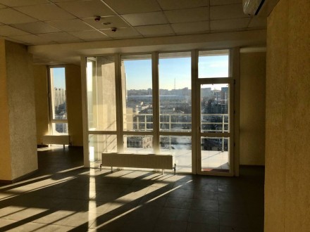 Сдам просторный, светлый Офис в центре Днепра с шикарным видом! 
 
+ В Бизнес Це. . фото 4