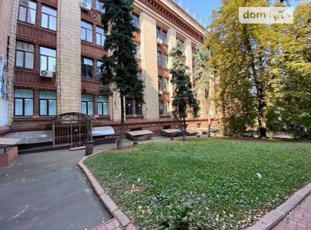Сдам кафе, Карла Маркса 65 ( площадь Героев Майдана), 300м2, 1й этаж( цоколь), о. . фото 2