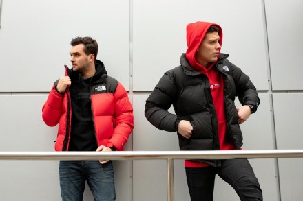 
Опис:The North Face 700 Men's 1996 Retro Nuptse Jacket•Класична, стильна та дуж. . фото 15