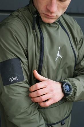 
Опис:Вітровка Air Jordan Tech Jacket•Продумана та практична непромокаюча вітров. . фото 11