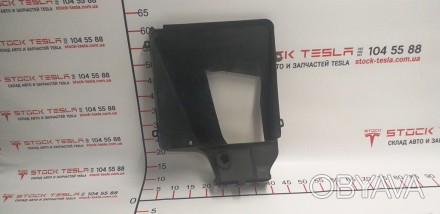 Диффузор правый радиатора кондиционера AWD Tesla model S 1038059-00-A
Доставка . . фото 1