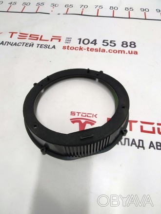 Подиум динамика 200мм передних дверей Tesla model X S REST 1004833-11-A
Доставк. . фото 1