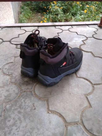 Зручні, теплі, сучасні черевики для хлопчика забезпечать тепло в найсуворішу зим. . фото 7