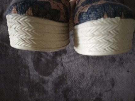 Легенькие текстильные туфли ,мокасины, Lady Anacleta , Мексика.
Подошва идет вв. . фото 8