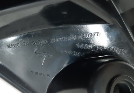 Направляющая бампера переднего левая (башмак) NEW Tesla model X 1095793-00-B
До. . фото 5