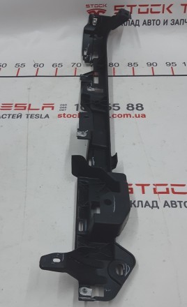 Направляющая панели багажного отделения левая Tesla model X 1080708-00-C
Достав. . фото 4