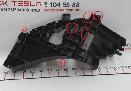 Кронштейн главной фары левый (шахта) с повреждением Tesla model X 1043357-00-F
. . фото 7