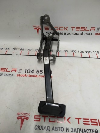 Педаль тормоза BASE Tesla model X 1027691-00-B
Доставка по Украине Новой почтой. . фото 2