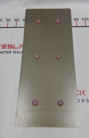 Пластина-изолятор текстолитовая основной батареи с направляющими Tesla model S 1. . фото 4