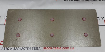 Пластина-изолятор текстолитовая основной батареи с направляющими Tesla model S 1. . фото 2