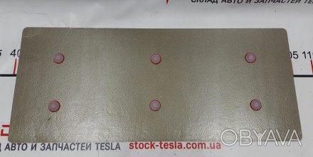 Пластина-изолятор текстолитовая основной батареи с направляющими Tesla model S 1. . фото 1