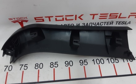 Накладка крышки багажника правая Tesla model S, model S REST 1009235-00-I
Доста. . фото 3