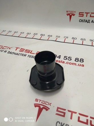 Стекло крыла заднего правого (форточка) Tesla model X 1034907-80-F
Доставка по . . фото 5