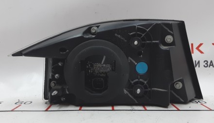 Крышка-изолятор основной батареи C01-1 Tesla model 3 1116121-00-C
Доставка по У. . фото 3