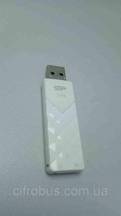 USB 32Gb - - компактное электронное запоминающее устройство, используемое для хр. . фото 2