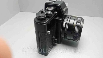 Зеніт-19 — масовий радянський малоформатний однооб'єктивний дзеркальний фотоапар. . фото 5