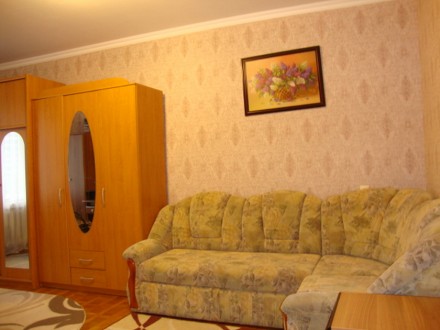 Продам хорошу 4-кімнатну двосторонню квартиру в совмінівському будинку 1990 року. Печерск. фото 12