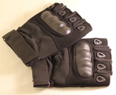
Рукавички без пальців штурмові тактичні Oakley
   
 Міцні захисні рукавички – н. . фото 9