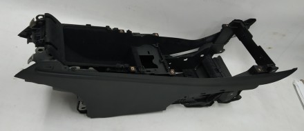 Каркас центральной консоли в сборе с воздуховодом Tesla model 3 1087900-00-I. Киев. фото 1 Каркас центральной консоли в сборе с воздуховодом Tesla model 3 1087900-00-I. Киев. фото 1