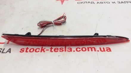 Отражатель заднего бампера правый активный NEW Tesla model S, model S REST 60077. . фото 2