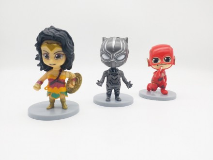 Набор игрушек Фигурки героев фильма Мстители 8 штук в блистере. . фото 4