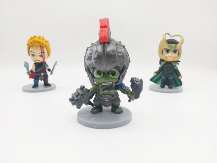 Набор игрушек Фигурки героев фильма Мстители 8 штук в блистере. . фото 9