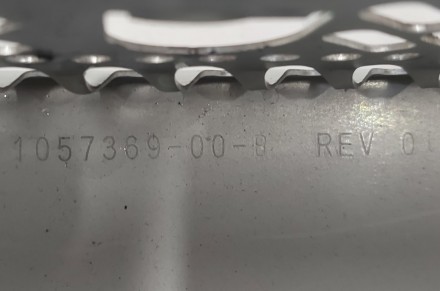 Корпус металлический MCU (основного монитора)  Tesla model S 1010367-11-A
Доста. . фото 4