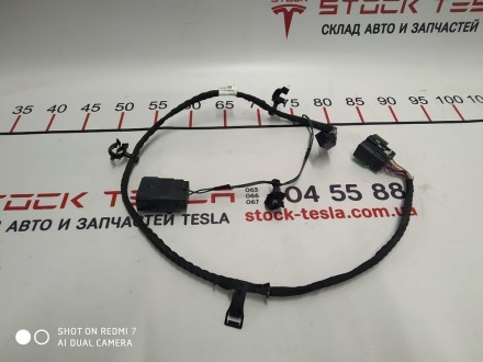 Проводка сединительная чарджер блок джаншен бокс Tesla model S 1024956-00-C
Дос. . фото 4