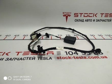 Проводка сединительная чарджер блок джаншен бокс Tesla model S 1024956-00-C
Дос. . фото 2