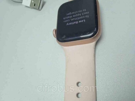 Смарт-години браслет Б/У Apple Watch Series 5 GPS 40mm. Київ. фото 1 Смарт-години браслет Б/У Apple Watch Series 5 GPS 40mm. Київ. фото 1
