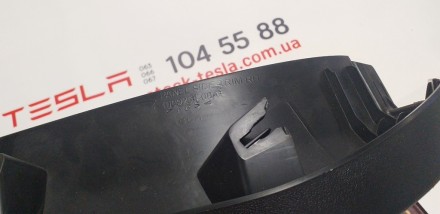 Накладка крышки багажника правая Tesla model S, model S REST 1009235-00-I
Доста. . фото 4
